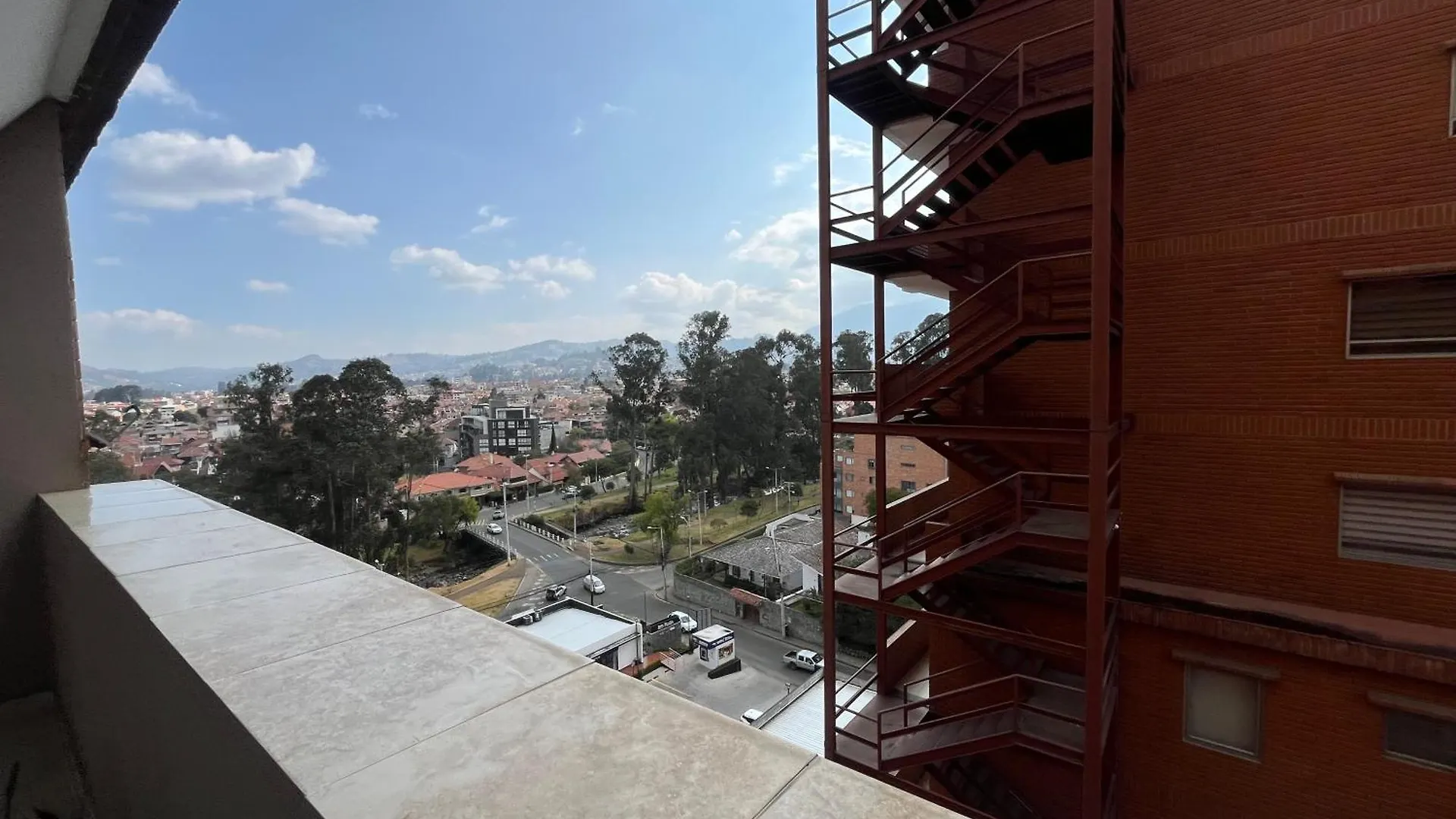 Enorme, 3 Habitaciones, Vista A Toda La Ciudad, Zona Exclusiva, Jacuzzi Cuenca 0*,  Equador