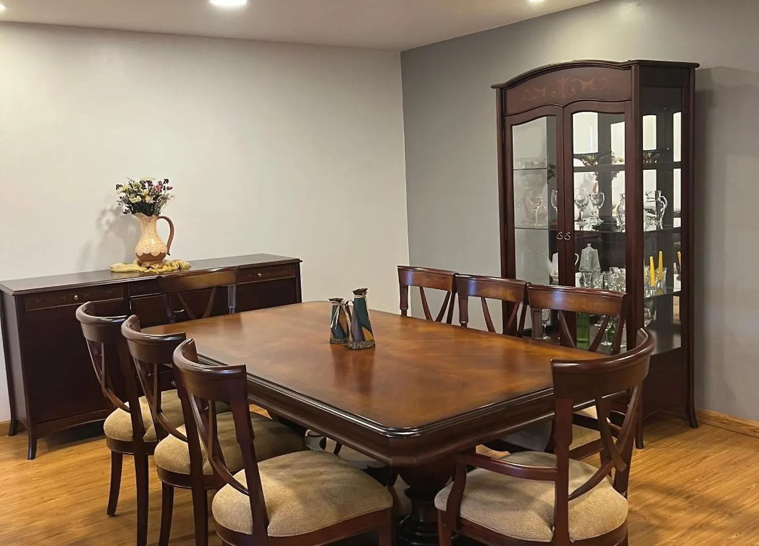 Enorme, 3 Habitaciones, Vista A Toda La Ciudad, Zona Exclusiva, Jacuzzi Cuenca 0*,